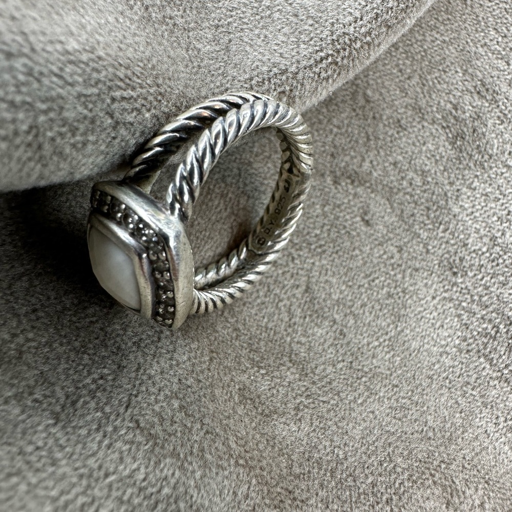 David Yurman Ring - Picture 3 of 4